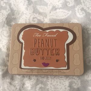 Too Faced Peanut Butter and Jelly palette